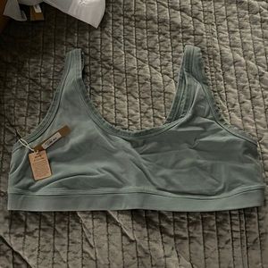 SKIMS NWT outdoor scoop neck bralette size 3x blue chalk